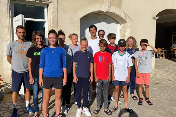 Summer tour of youth tennis players