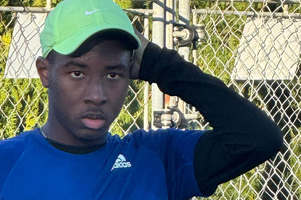 Zavier Augustin à l'académie de tennis Barrere